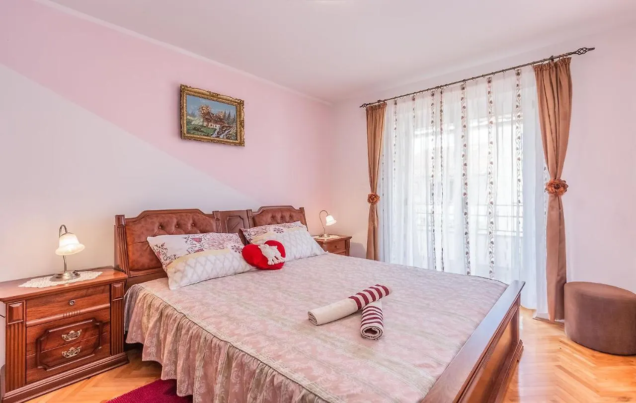 Apartment Ivana B4 N2 Porec